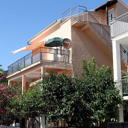 Apartments Jasmin โตรกีร์ ภายนอก รูปภาพ