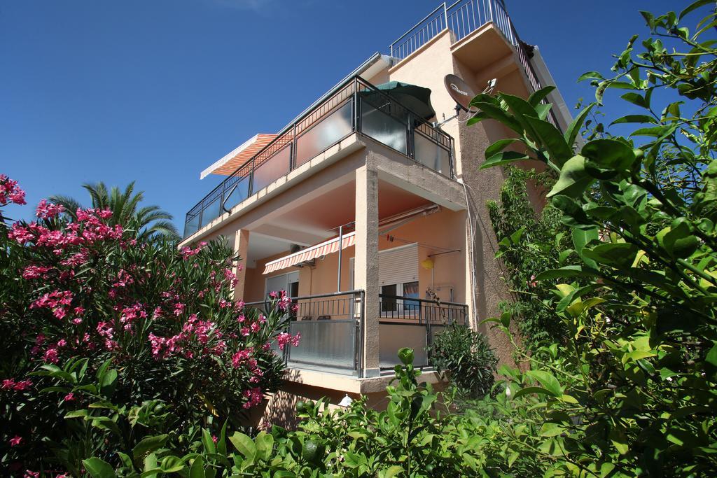 Apartments Jasmin โตรกีร์ ภายนอก รูปภาพ